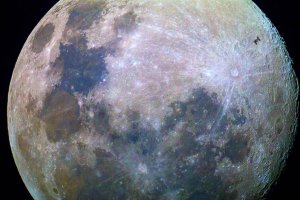 ثبت عبور ایستگاه فضایی از مقابل ماه 