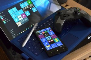 رونمایی از گوشی جدید لومیا، Surface Pro 4 و Band 2 در ماه اکتبر