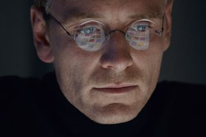 بررسی فیلم Steve Jobs: زندگی پر فراز و نشیب مردی که چهره قرن را دگرگون کرد