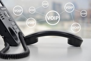 چگونه یک بستر مبتنی بر فناوری VoIP را به شکل رایگان پیاده‌سازی کنیم؟